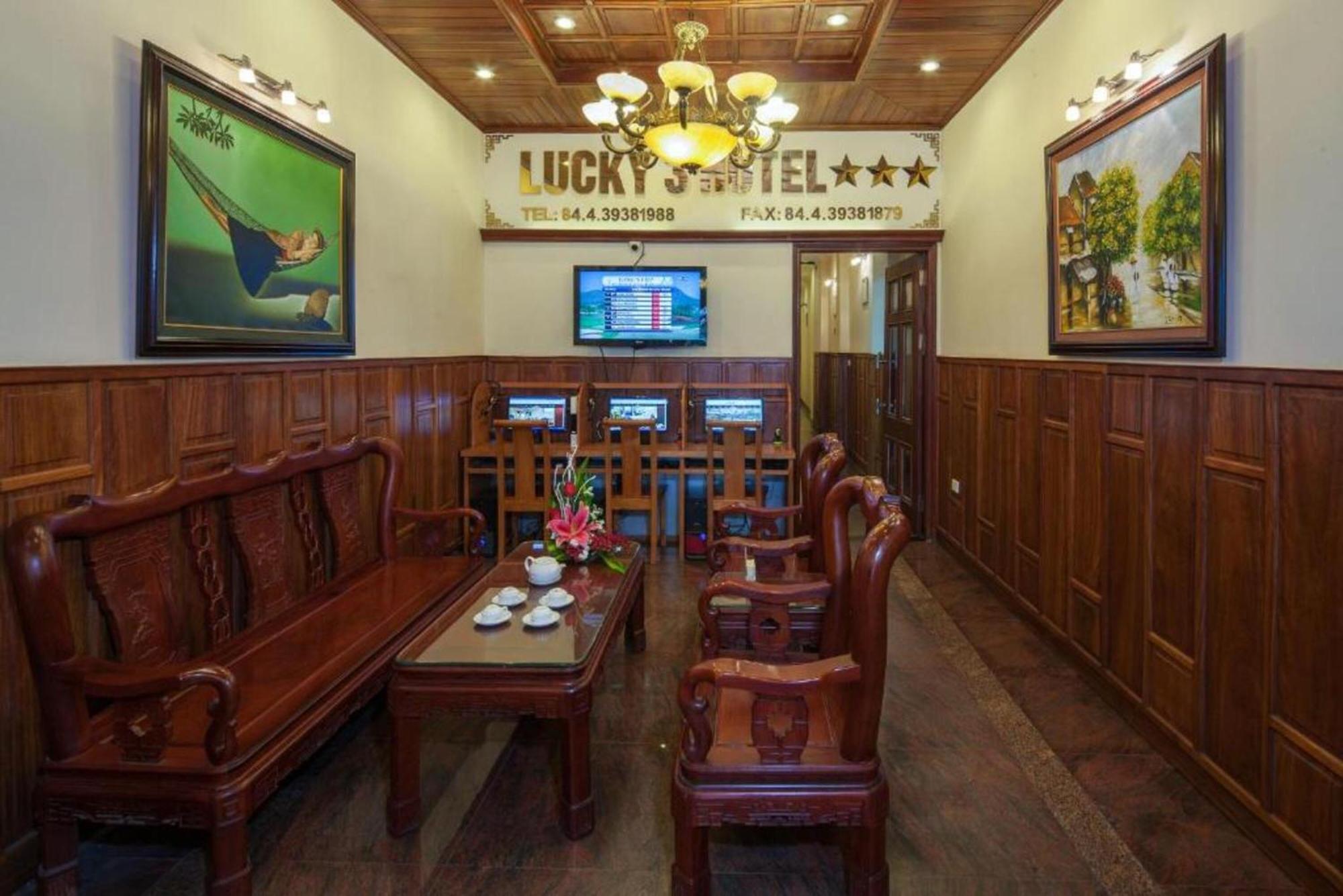 Lucky 3 Hotel & Travel Hanoi Dış mekan fotoğraf