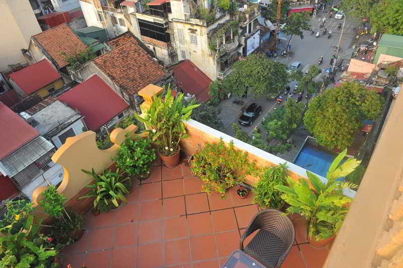 Lucky 3 Hotel & Travel Hanoi Dış mekan fotoğraf